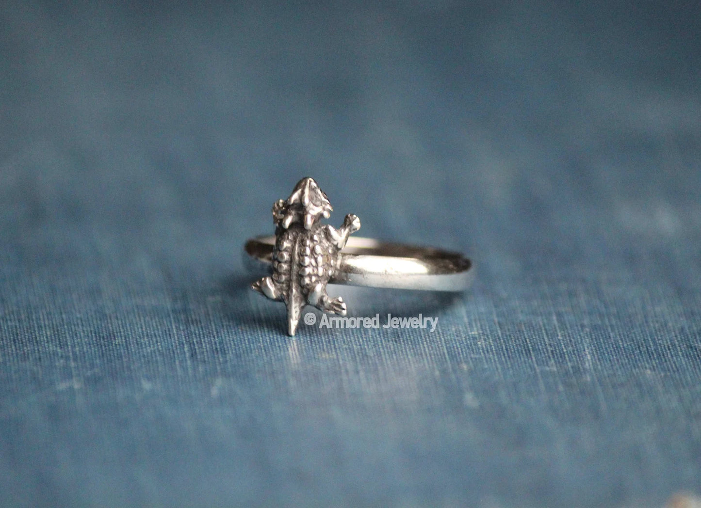 Sterling Silver Horned Toad Ring on Comfort Band