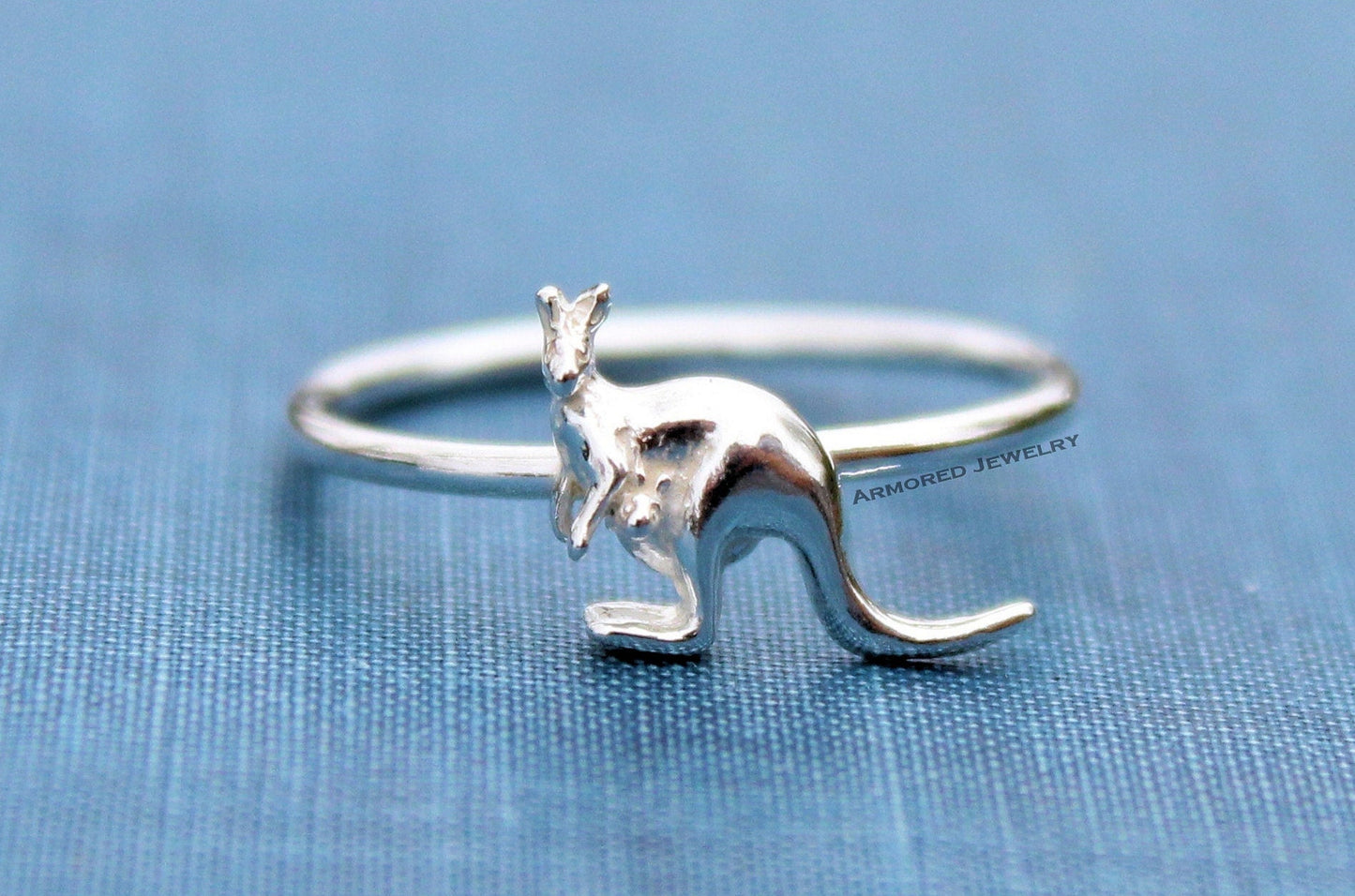 Australian Kangaroo & Baby Ring